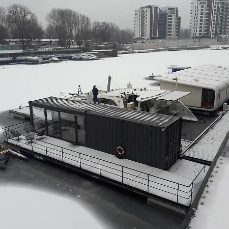 Πλωτό κατάλυμα Unique Floating Houseboat By Easybnb